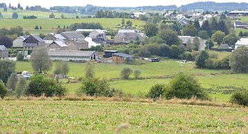 Chic Holiday Home With Garden