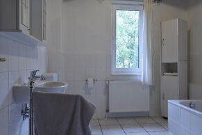 Luxurious Apartment in Boddin With Garden
