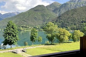 Lakeside Escape in Ledro