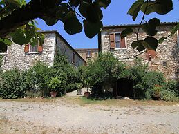 Adorable Farmhouse in Asciano