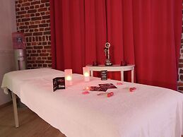 Lush Apartment with Sauna, Hot Tub, Mountain Views in Ensival