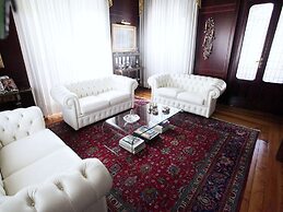 Elegant Art Nouveau Villa With Private Pool Near the Lake