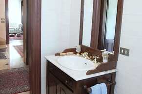 Elegant Art Nouveau Villa With Private Pool Near the Lake