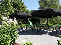 Modern Cottage With Private Garden in Waimes