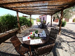 Exotic Farmhouse in Montalto di Castro near Sea