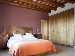 Traditional Estate From the XIV Century, With Swimming Pool