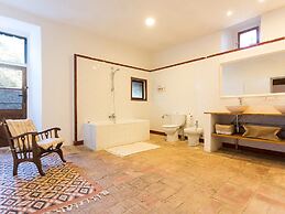 Traditional Estate From the XIV Century, With Swimming Pool