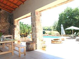 Traditional Estate From the XIV Century, With Swimming Pool