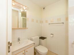 Cottage in Ferrieres With Sauna & Garden