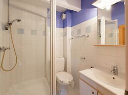 Cottage in Ferrieres With Sauna & Garden