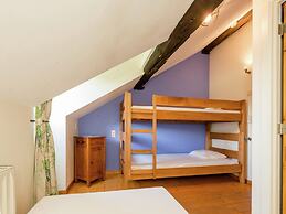 Cottage in Ferrieres With Sauna & Garden