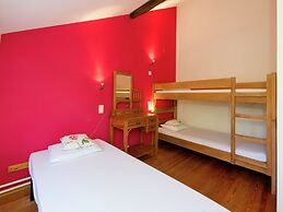 Cottage in Ferrieres With Sauna & Garden