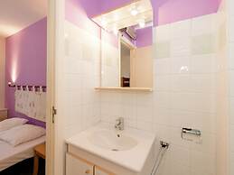 Cottage in Ferrieres With Sauna & Garden