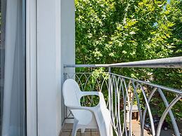 Belvilla by OYO Riviera Bilo