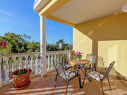 Authentic Apartment in Dramalj Croatia