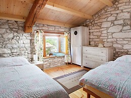 Luxurious Holiday Home in Barban With Private Pool