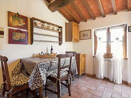 Holiday Home in Cortona With Pool