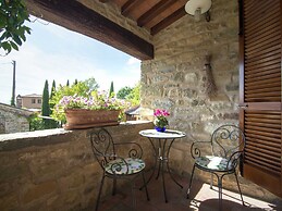 Holiday Home in Cortona With Pool