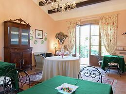 Holiday Home in Cortona With Pool