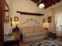 Holiday Home in Cortona With Pool