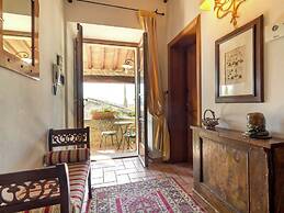 Holiday Home in Cortona With Pool