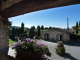 Holiday Home in Cortona With Pool