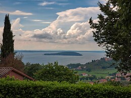 Holiday Home in Magione With Garden