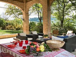 Belvilla by OYO Angels House