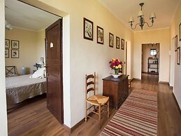 Belvilla by OYO Angels House