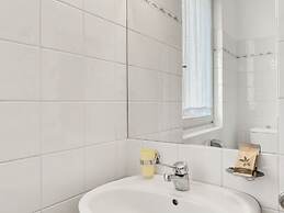 Belvilla by OYO Bilo Garden Due