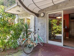 Belvilla by OYO Bilo Garden Due