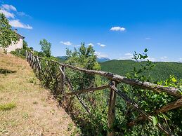 Holiday Home in Sellano With Pool & Views