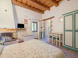 Holiday Home in Sellano With Pool & Views