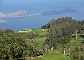 Villa Getaway in Santo Antonio da Serra