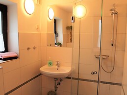 Moderne Ferienwohnung mit Garten in Nienhagen
