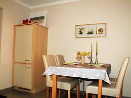 Moderne Ferienwohnung mit Garten in Nienhagen