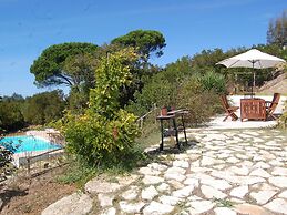 A Perfect Villa With Pool, Terrace and Garden