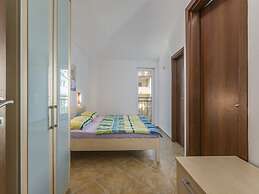 Holiday Home in Novigrad With Private Pool