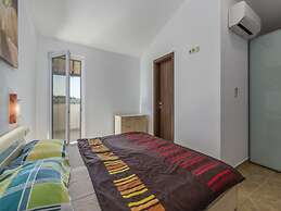 Holiday Home in Novigrad With Private Pool