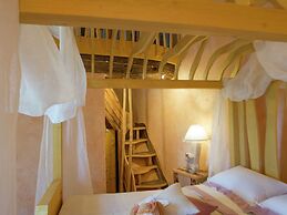 Belvilla by OYO Villa Mezzeria