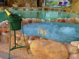 Belvilla by OYO Villa Mezzeria