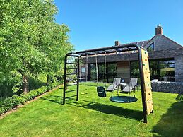 Unique Holiday Home in Haringe