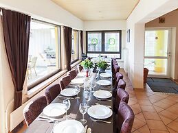 Beautiful Holidayhome With Sauna and Terrace