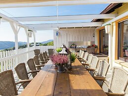 Beautiful Holidayhome With Sauna and Terrace