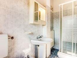 Belvilla by OYO Farmhouse With Garden