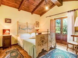 Belvilla by OYO Farmhouse With Garden