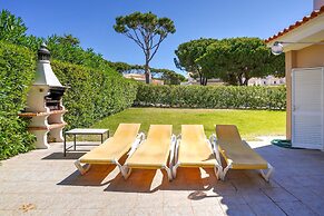 Holiday Home Vilamoura With Pool Near Beach