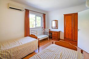 Holiday Home Vilamoura With Pool Near Beach