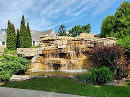Bridgeport Waterfront Resort