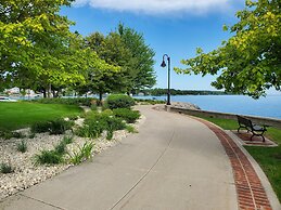 Bridgeport Waterfront Resort